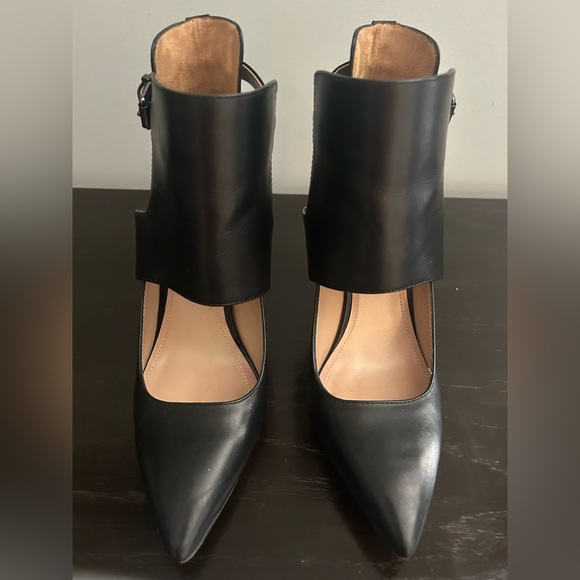 Kenneth Cole black unique heels Size 9 - Picture 3 of 10